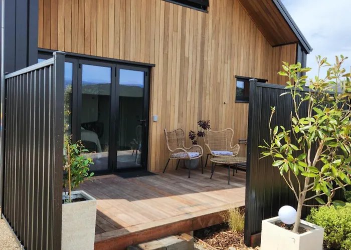 Escape To Riverslea Guest house Wanaka